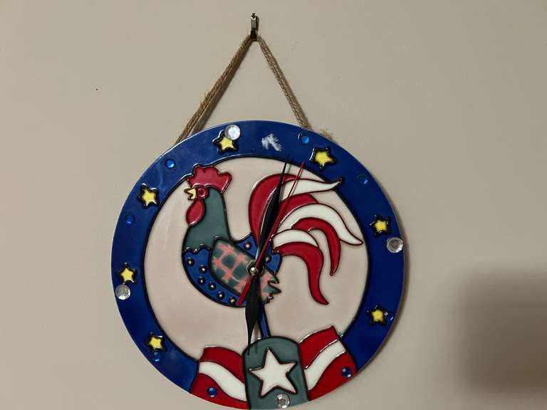 Master… Battery operated ceramic rooster themed wall clock, see pictures for details. image