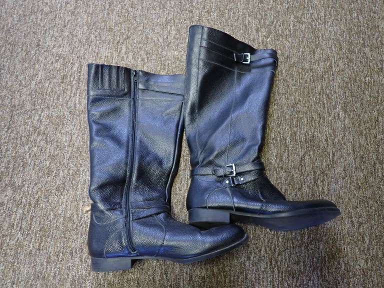 Comfortview Black Boots - Size 11M image