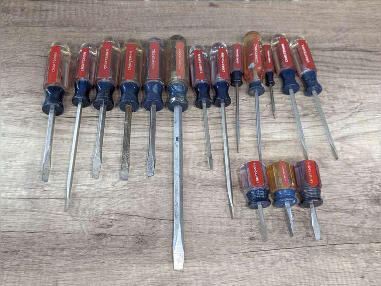 CRAFTSMAN SCREWDRIVERS image