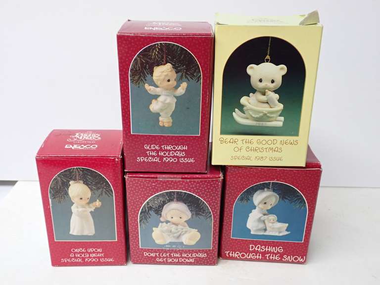 Precious Moments Collectors Lot image
