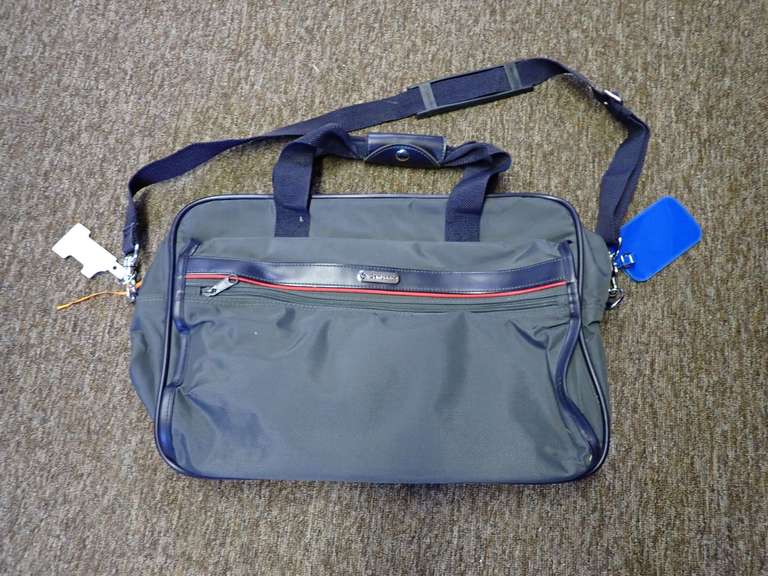 Samsonite Carry-On Size Bag image