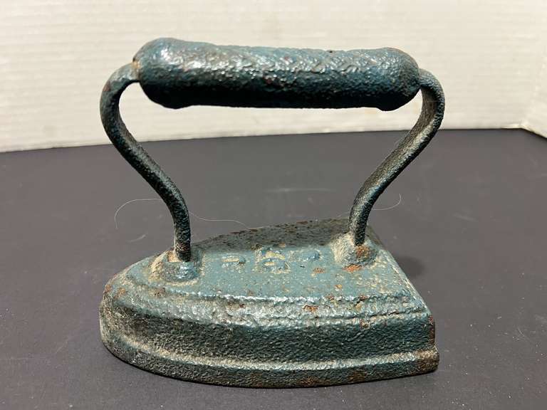 BR1…Antique iron, cast iron, see pictures for details. image