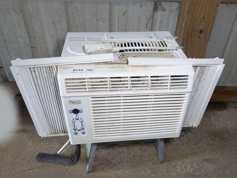 SARASOTA BREEZE 120 VOLT WINDOW UNIT AIR CONDITIONER image