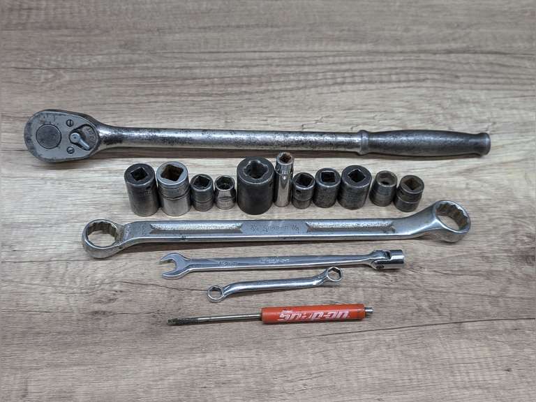 SNAP-ON TOOLS INCLUDING SOCKETS, WRENCHES, AND 1/2-IN DRIVE RATCHET image