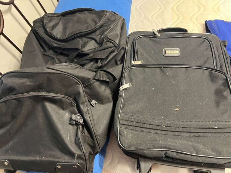 BR2…Garment bags and small suitcases, approximately five pieces, see pictures for details. image
