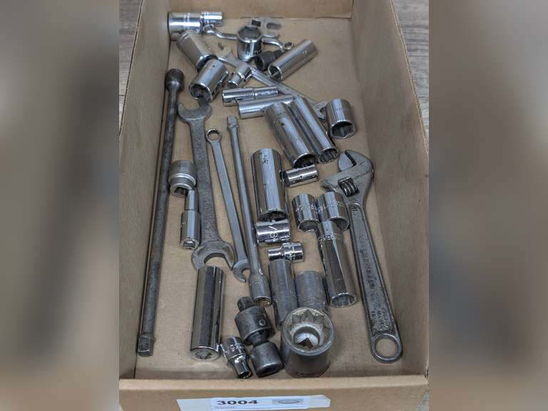 PROTO PROFESSIONAL MADE IN USA WRENCHES AND SOCKETS, ALL OR MOST 3/8-IN DRIVE image