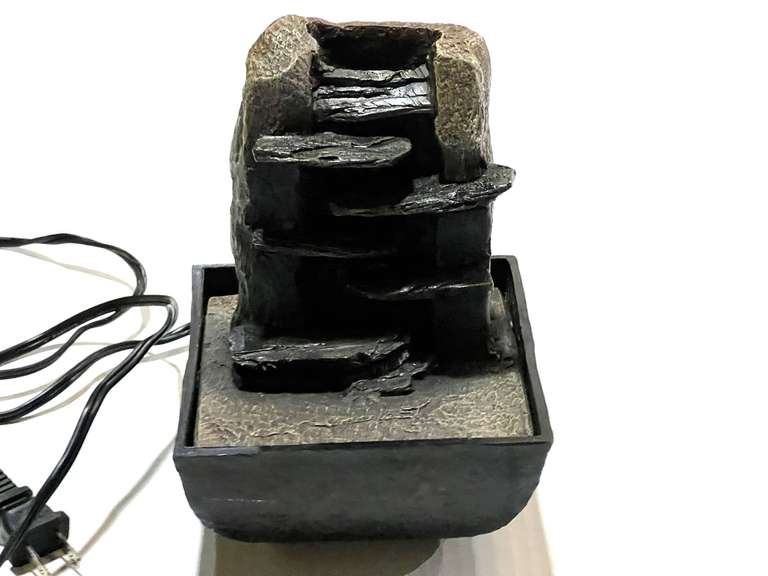 Small tabletop fountain, working condition unknown, see pictures for details. image