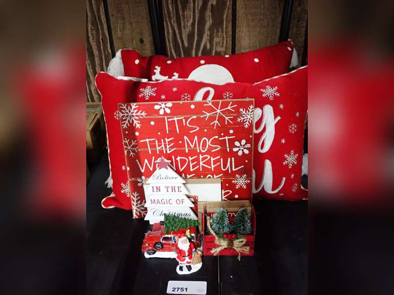 Christmas Decor Lot image