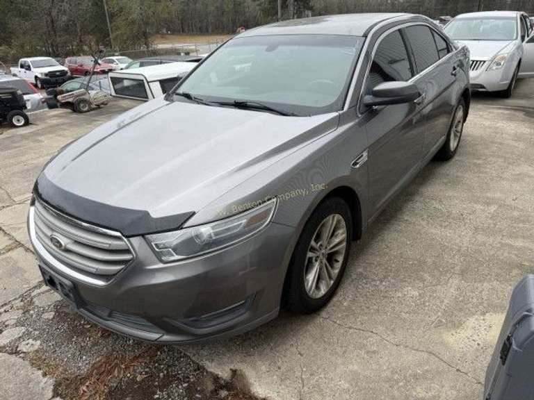 2013 Ford Taurus Sedan SEL V6, 3.5 image