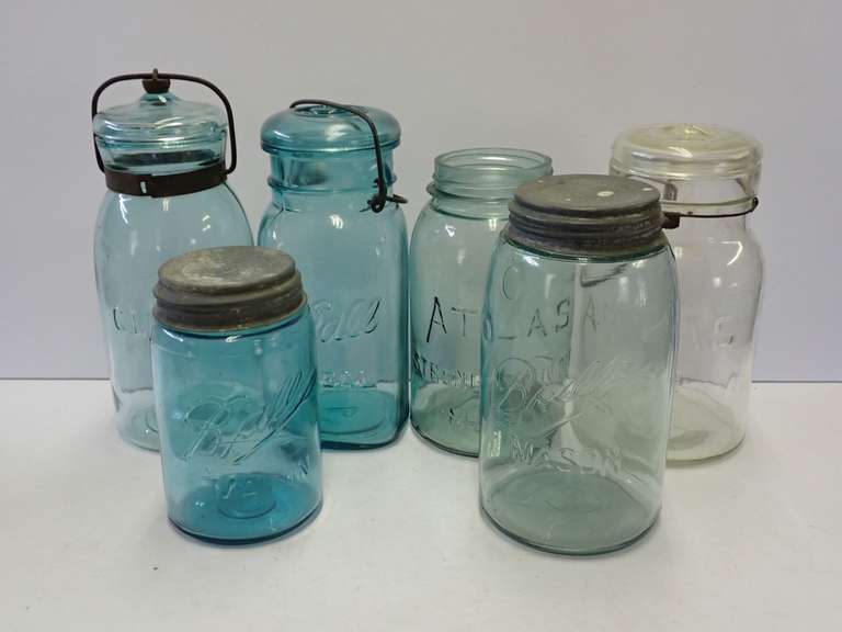 UNDER CONSTRUCTION image