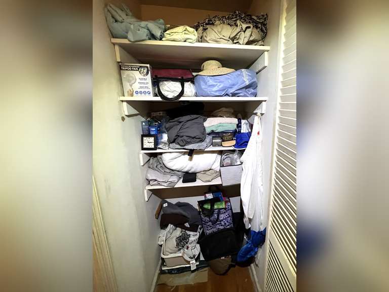 Hall… Content of Hall closet marked 1171, items include assorted bedding, and assorted household items, see pictures for details. image