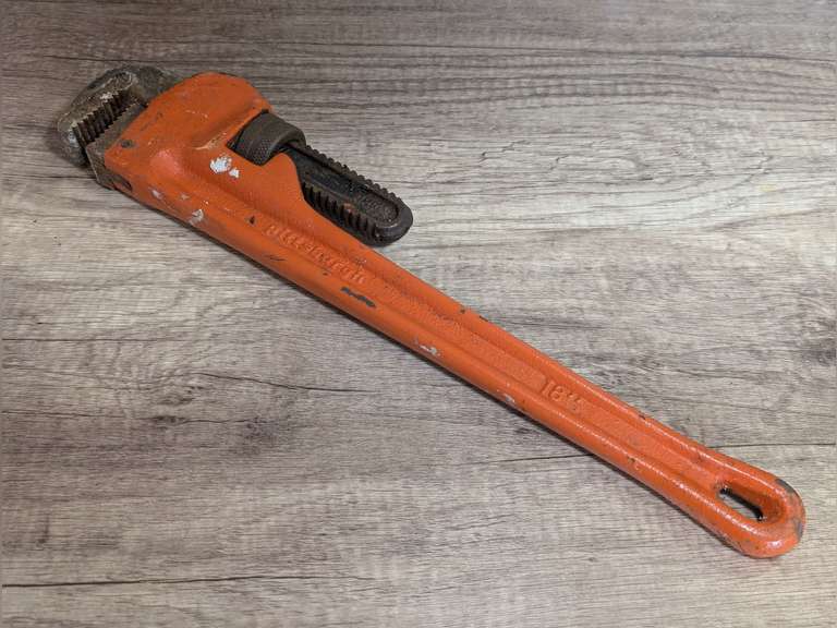 PITTSBURGH 18-IN PIPE WRENCH image
