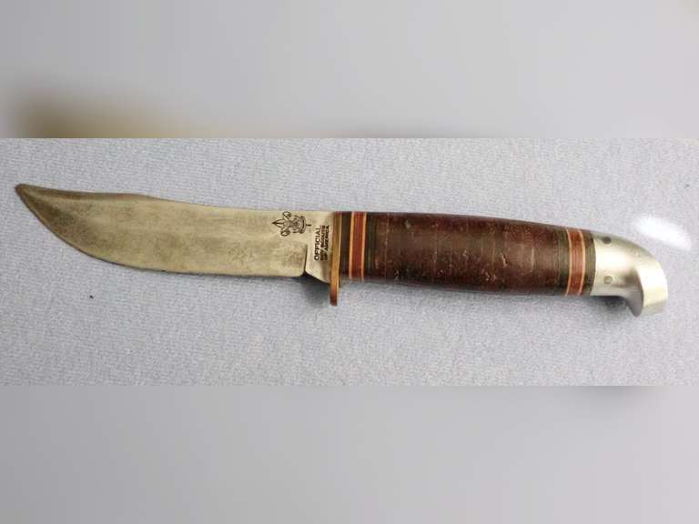 OFFICIAL BOY SCOUTS OF AMERICA KNIFE BY WESTERN CUTLERY CO, BOULDER, CO. image