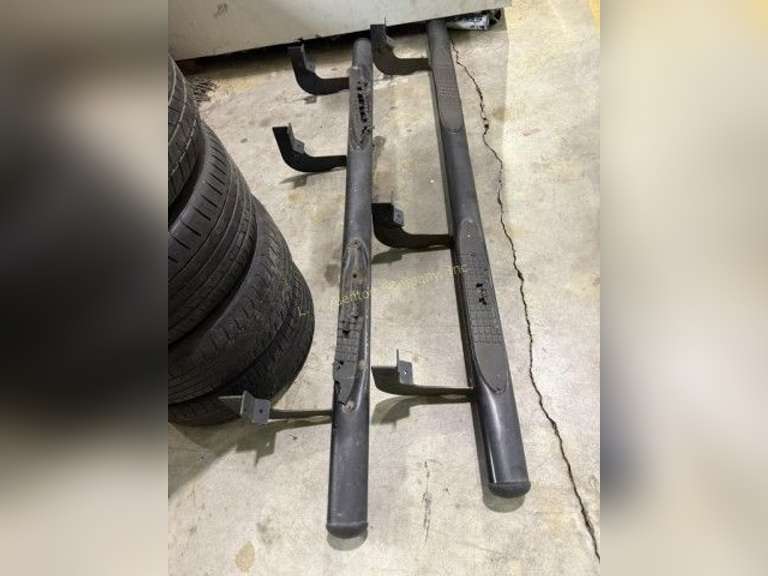 RUNNING BOARDS image