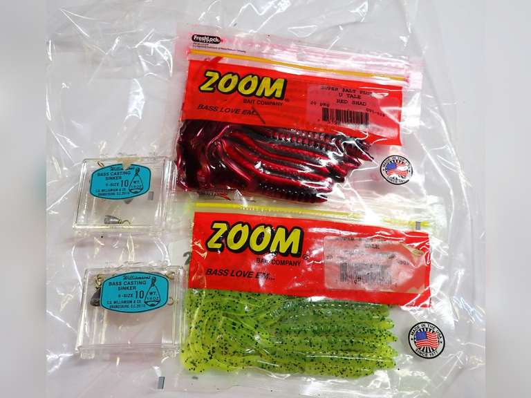 Fishing Lures & Sinkers image