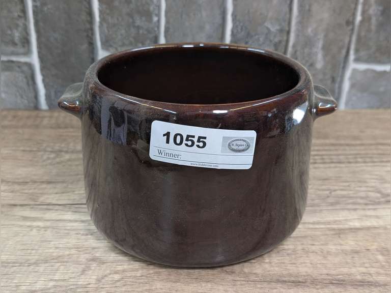 VINTAGE WEST BEND USA GLAZED POTTERY BEAN POT image