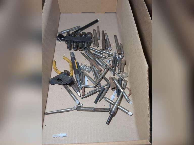 TAPS, DRILL BIT, DRIVER BITS, AND MORE image