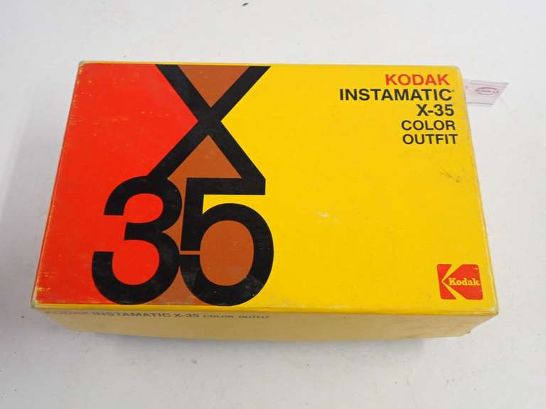 Kodak Instamatic X-35 Color Outfit Camera image