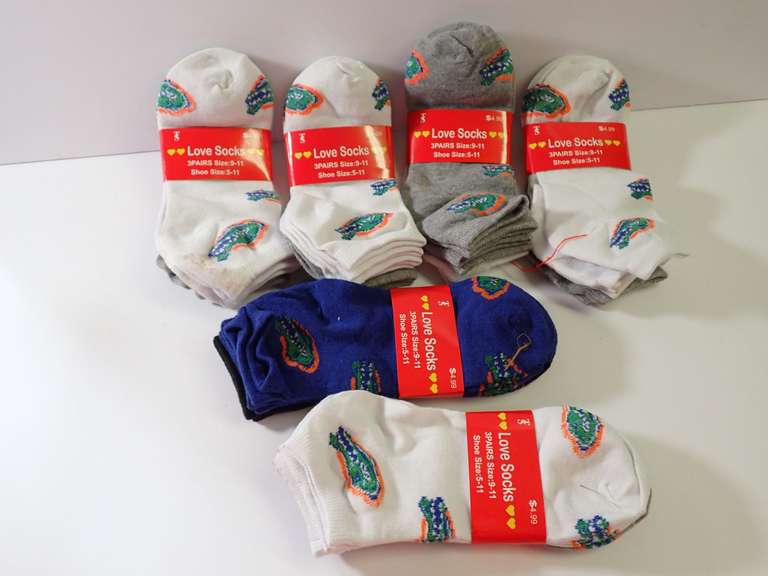 Florida Gator Novelty Socks image