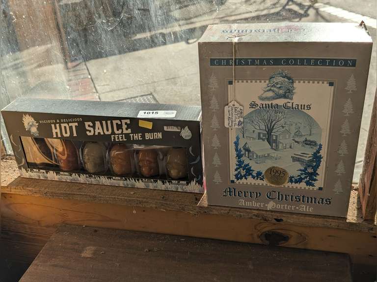 1995 SANTA CLAUS BEER COLLECTION WITH ORIGINAL BOX AND SKULL BOTTLE HOT SAUCE COLLECTION IN ORIGINAL BOX image