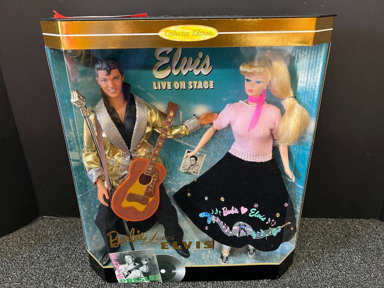 Collector Edition Barbie Loves Elvis Gift Set image
