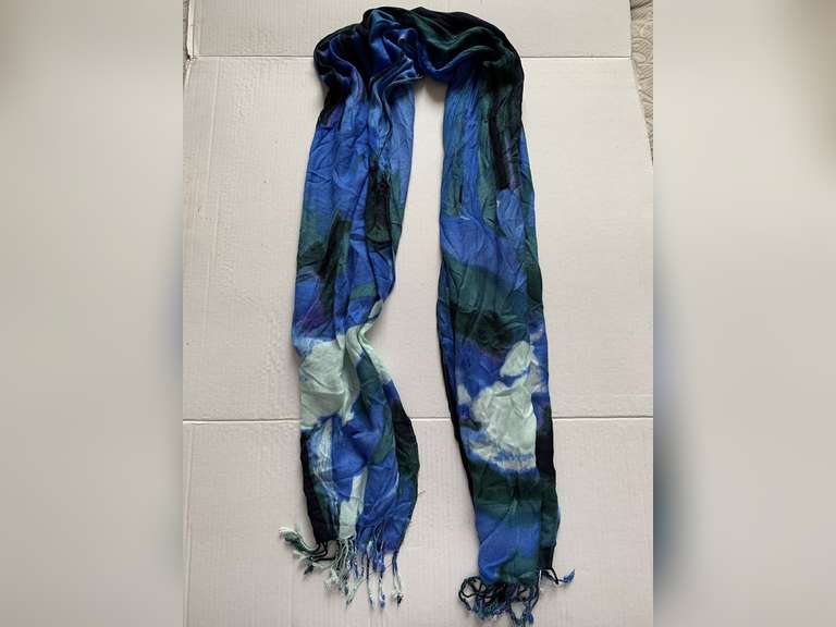 NICE MULTI BLUE SHAWL image