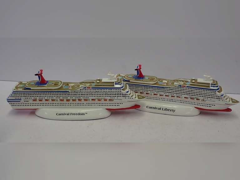 UNDER CONSTRUCTION image