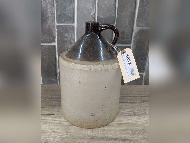 ANTIQUE POTTERY CROCK JUG image