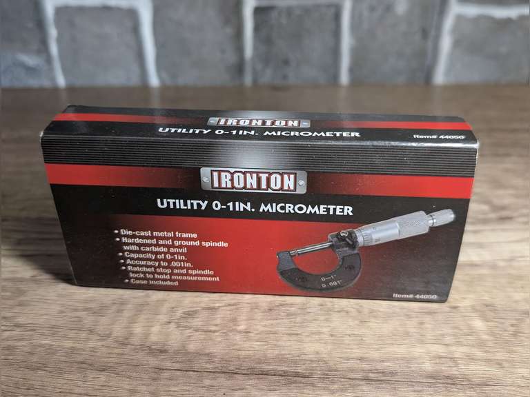 IRONTON UTILITY 0-1 IN MICROMETER WITH ORIGINAL BOX AND CASE image