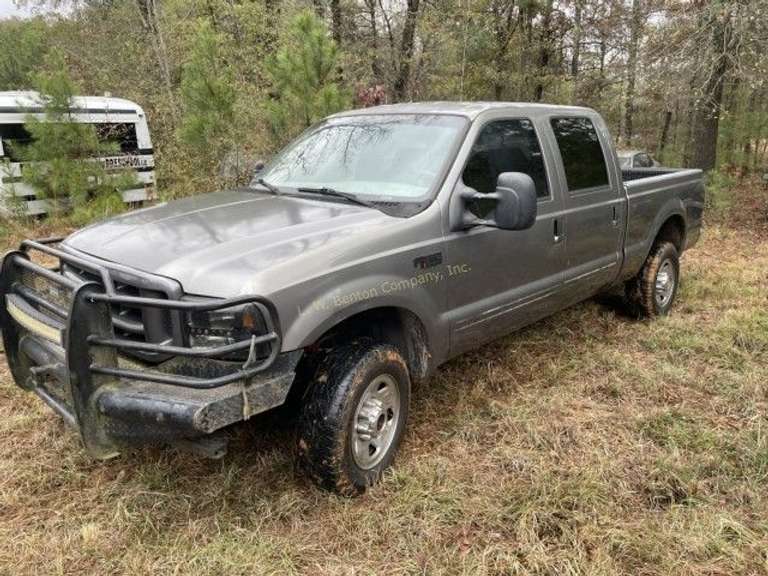 2003 Ford F-250 Super Du Pickup XL V8, 7.3 T image