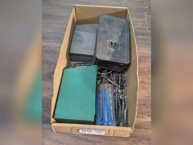 LARGE GROUP OF DRILL BITS AND INDEX BOXES IN VARIOUS SIZES image