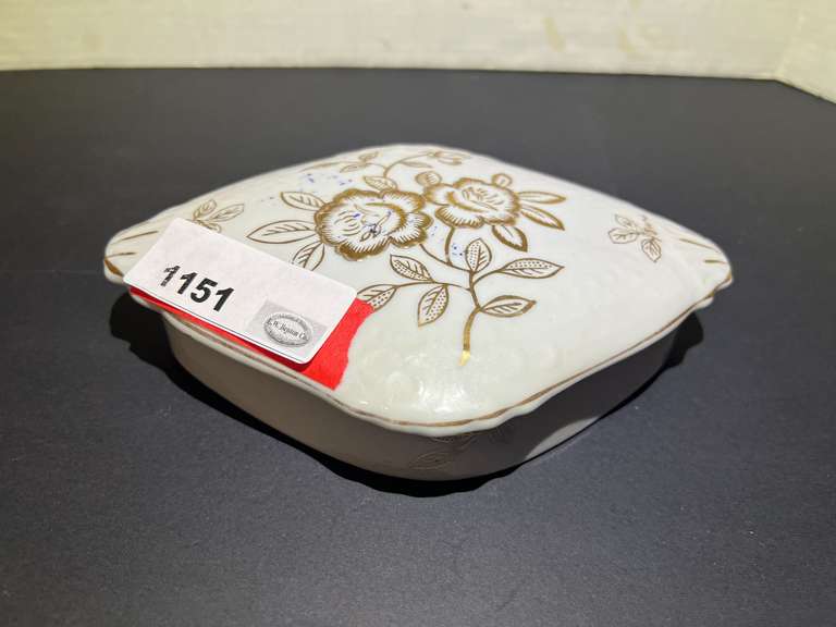 Master...Vintage porcelain Gold Rose China trinket dish, see pictures for details. image