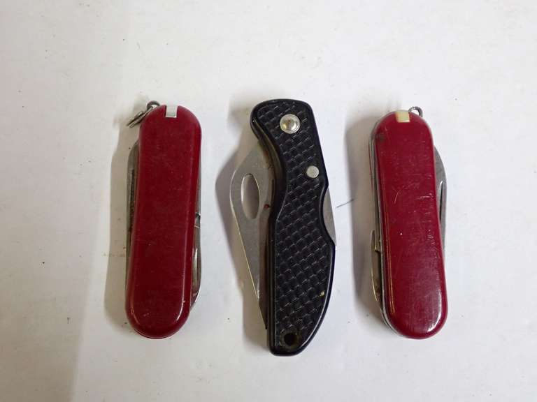 Vintage Pocket Knives image