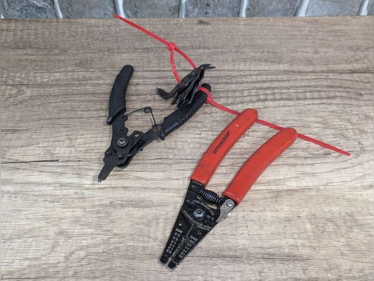 PITTSBURGH SMALL GAUGE WIRING TOOL AND REVERSIBLE C-CLIP PLIERS WITH MULTIPLE ANGLE ADAPTERS image