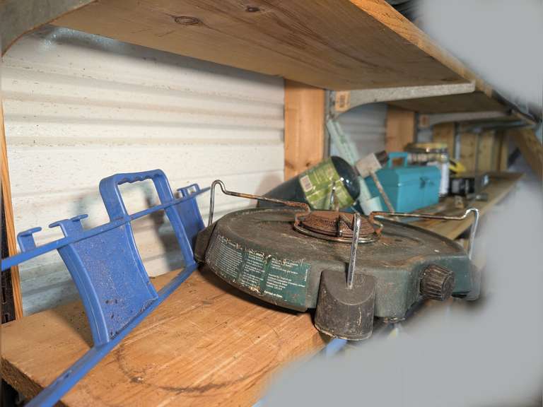 ALL ITEMS ON SHELF MARKED 9129 INCLUDING PROPANE SINGLE BURNER CAMP COOKER, EXTENSION CORD CARRY HANDLE, THERMOMETER, SMALL TACKLE BOX WITH CONTENTS, AND MORE image
