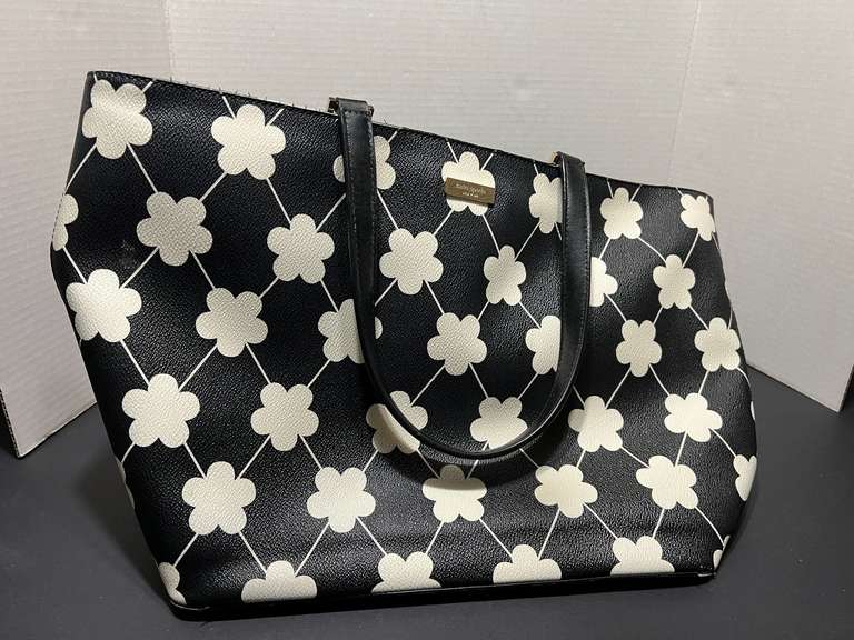 BR1…Ladies handbag marked Kate Spade, no guarantee of authenticity, see pictures for details. image