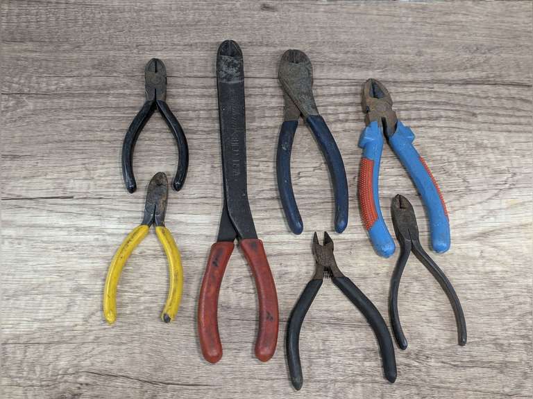 WIRE CUTTERS INCLUDING EXTENDED ACTION SNAP-ON image