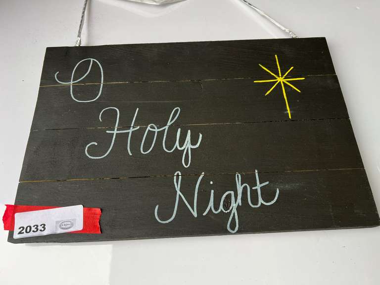 Garage… Custom Christmas wall decor, see pictures for details. image