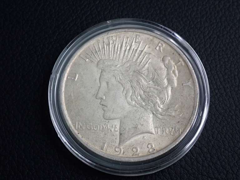 1923 PEACE DOLLAR COIN image