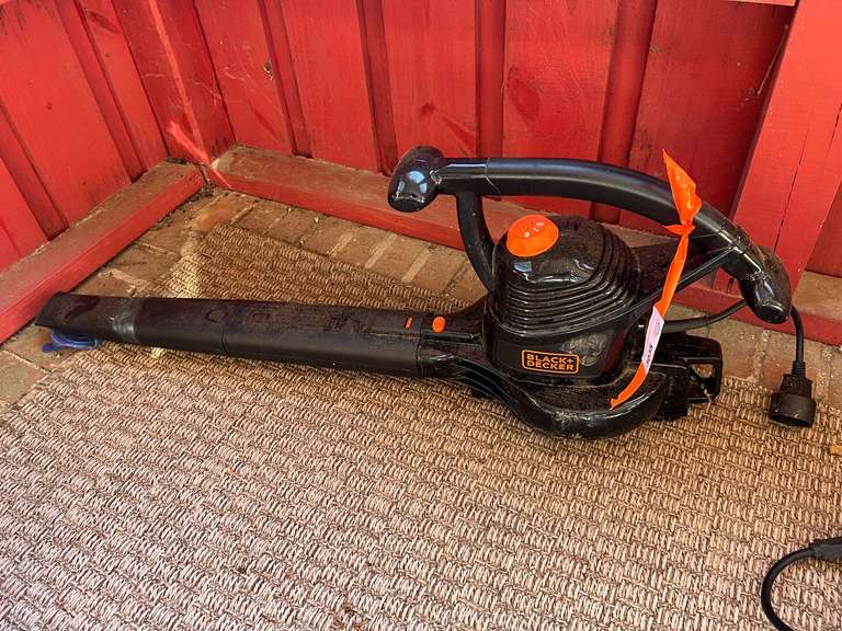 BP inside… Black & Decker electric blower, powers up, see pictures for details. image