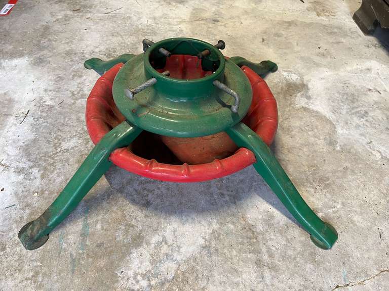 Garage… Metal Christmas tree stand, see pictures for details. image