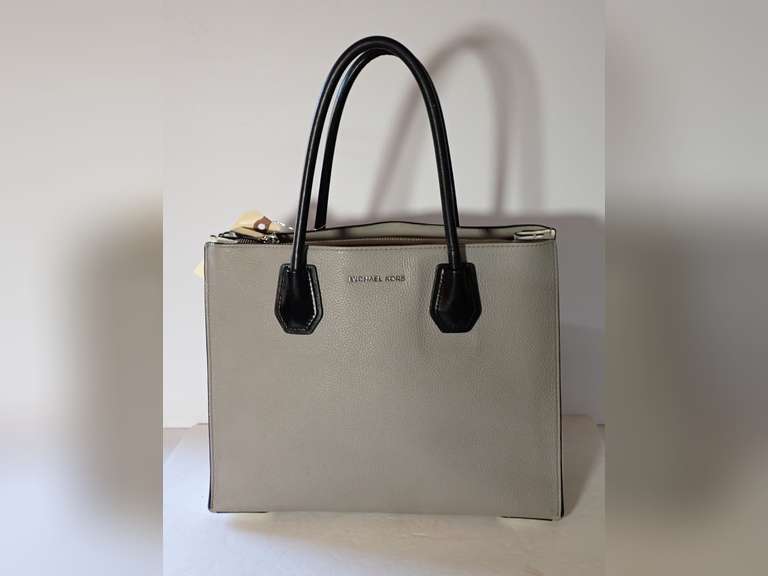 UNDER CONSTRUCTION image