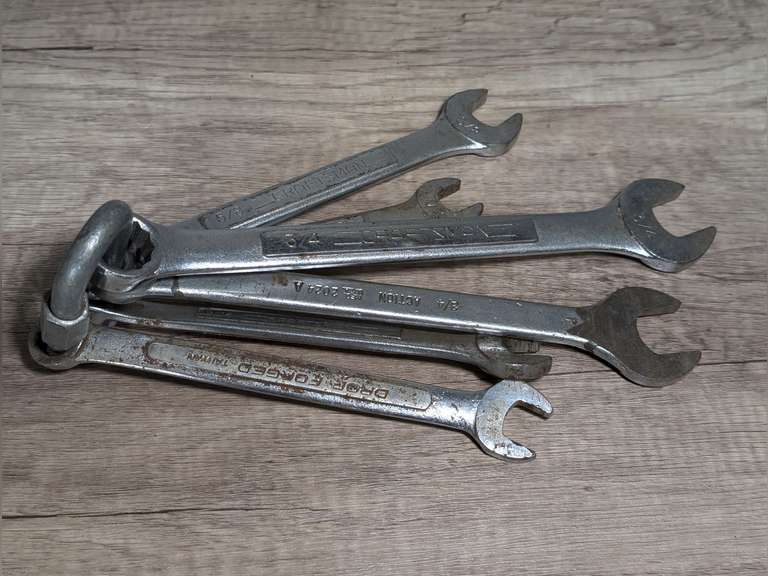 COMBINATION WRENCHES INCLUDING CRAFTSMAN image