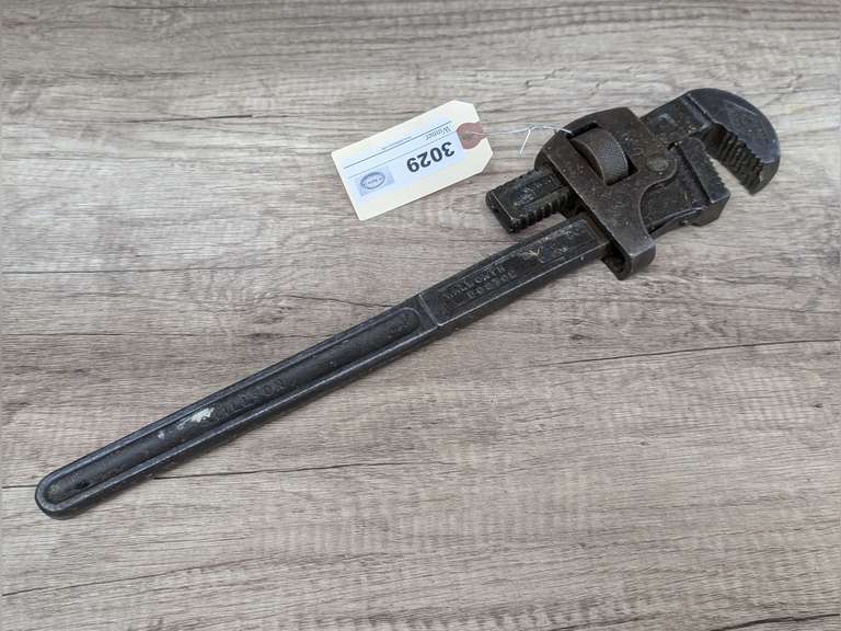 ANTIQUE WALWORTH BOSTON PIPE WRENCH image