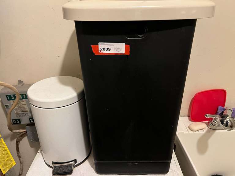Laundry… Trash cans/wastebasket, two pieces, see pictures for details. image