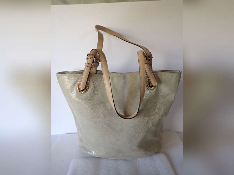 UNDER CONSTRUCTION image