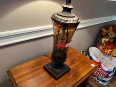 Master… Decorative side table lamp, see pictures or details.