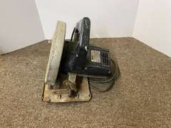 Montgomery Ward 7 1/4” circular saw, powers up, see pictures for details.