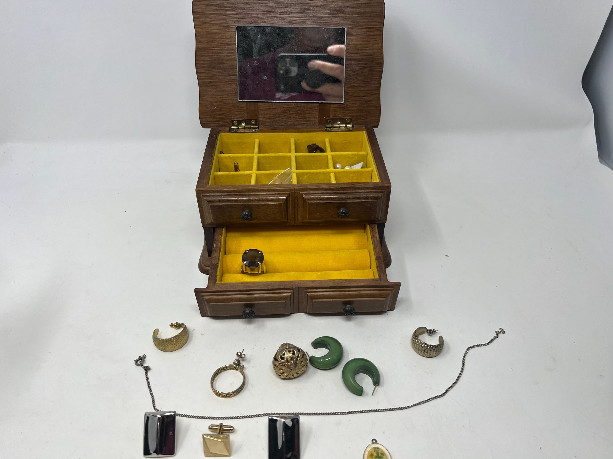 Lot image 1