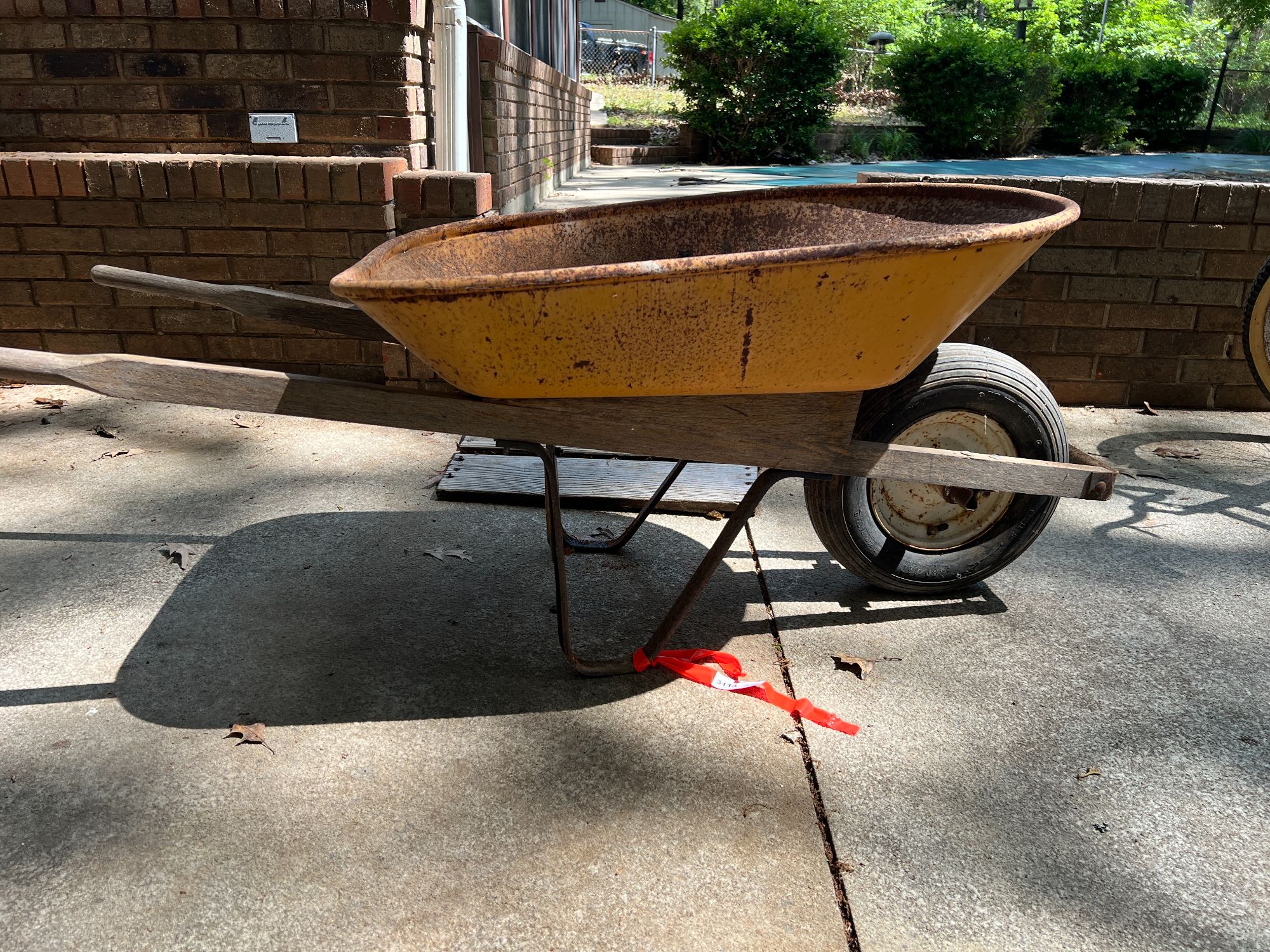 Lot image 1